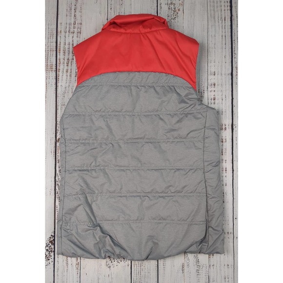 Nike Essential Filled Puffer Vest Womens Size Small Red Grey AQ3568-068 - Picture 4 of 4